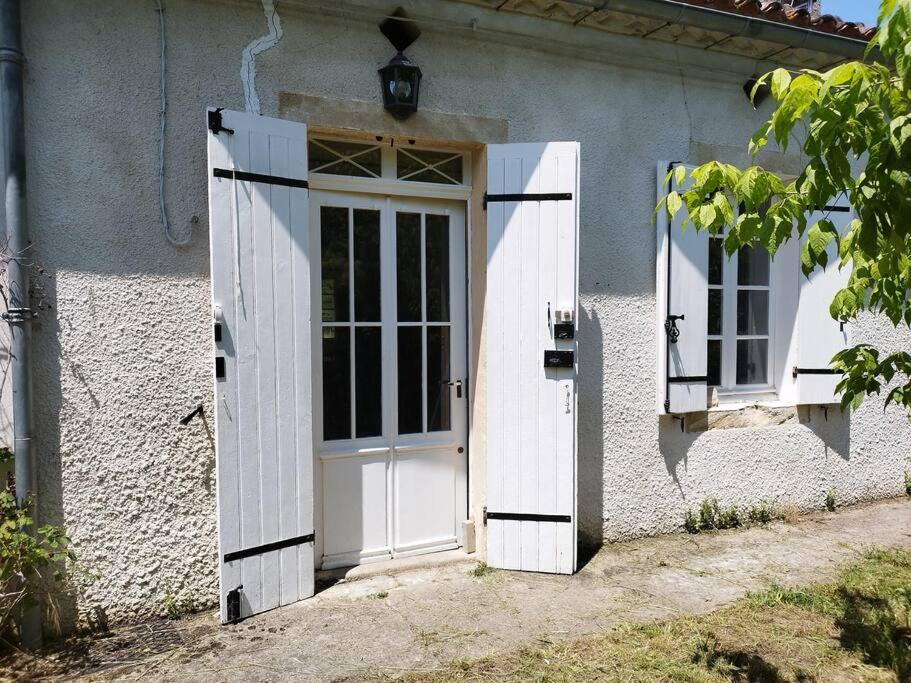 Bienvenue En Sud Gironde Villandraut Exterior foto